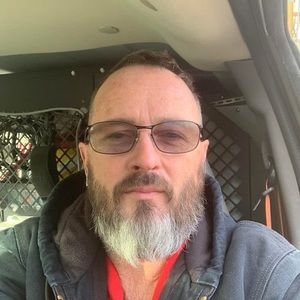 Meet your Posher, Chuck